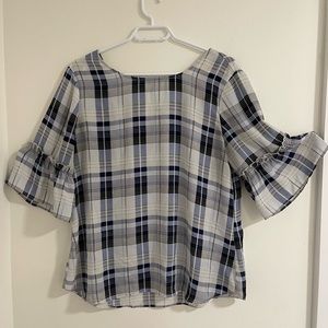 Bell sleeve checked top